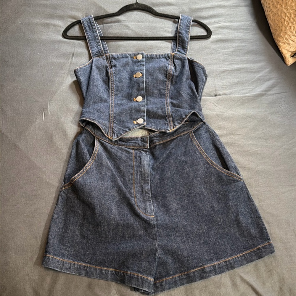 Jean romper - Picture 3 of 9